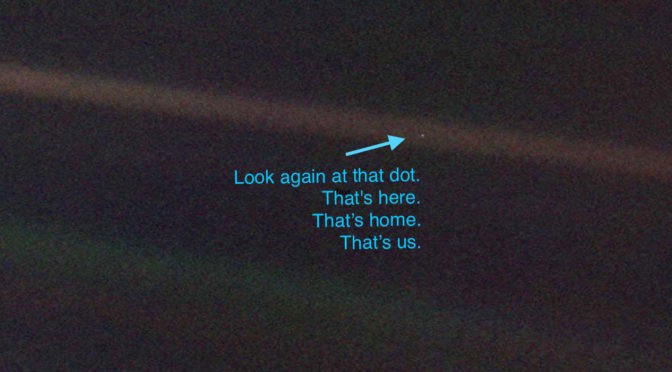 Pale blue dot alt text
